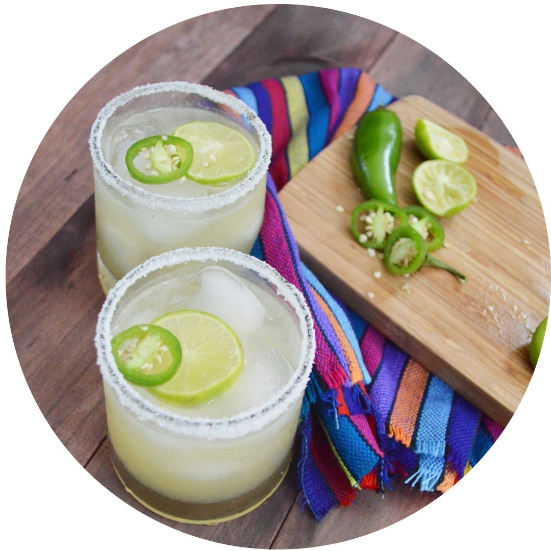 Neutral Pastel Aesthetic Vintage Moodboard Photo Collage Grid Instagram Post (3) coctel_picante_ron_